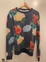 Pullover mit großen Blumen von PULL&BEAR Pankow - Prenzlauer Berg Vorschau