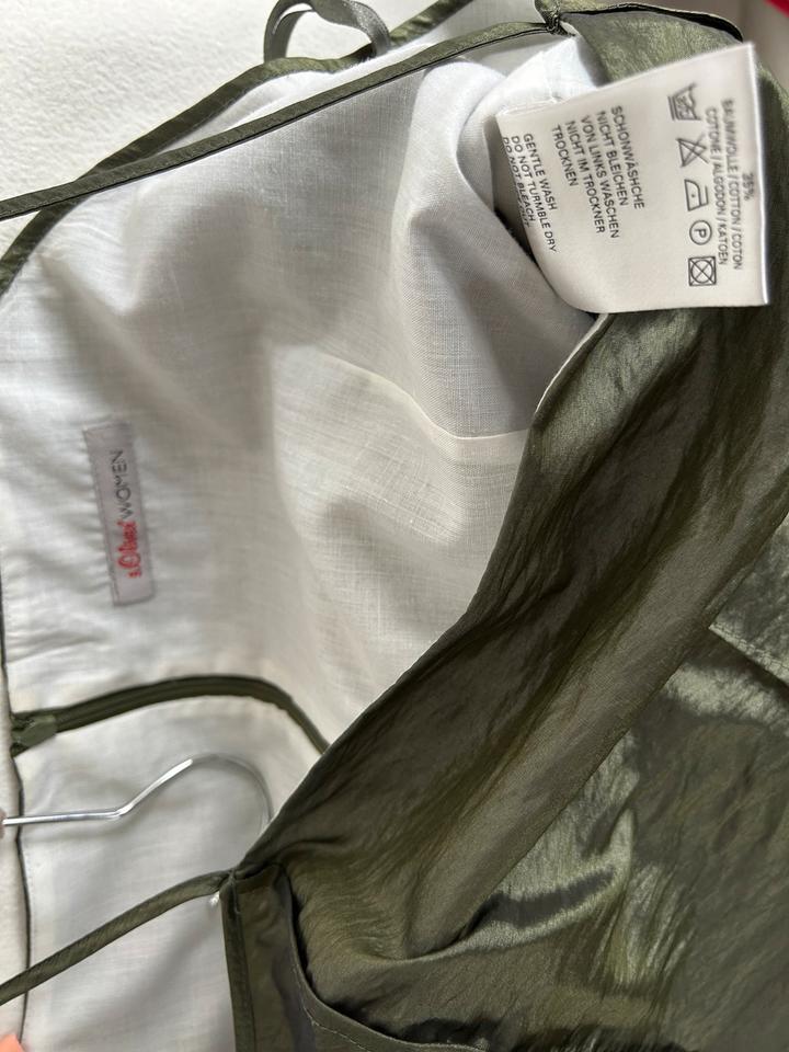 Tolles Abendkleid lang S. Oliver Woman Gr. 40 grün schimmernd in Bad Schwartau