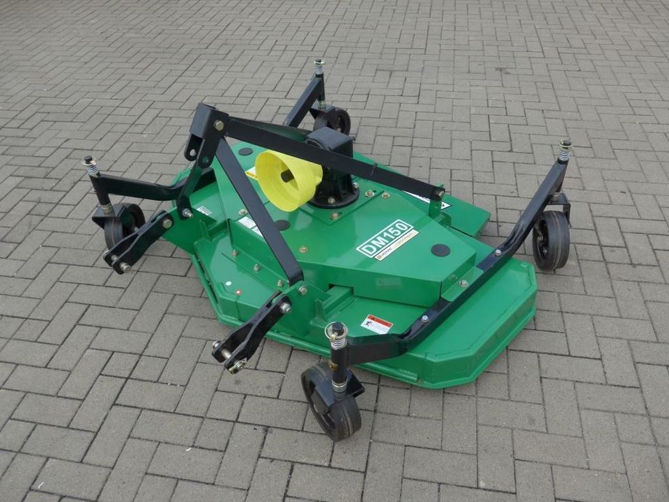 Sichelmähwerk Mähwerk Mulcher Geo DM150 150cm NEU Traktor in Osterweddingen