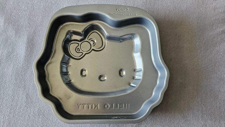 Hello Kitty Backform aus Metall Anti-Haft Zustand neu, ungenutzt in Chemnitz