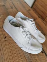 Puma Sneaker Schuhe Stoffsneaker weiß Damen Mädchen Größe 37 37,5 Bayern - Zirndorf Vorschau