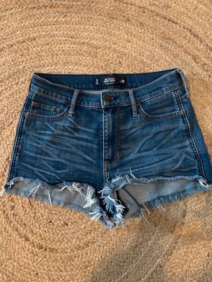 Jeans Short von Hollister in Mühlacker