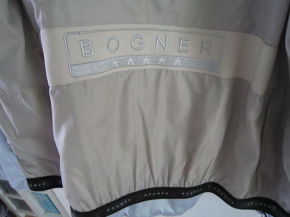 Bogner Jacke Skijacke Winterjacke Gr. S mit Stickerei in Hamburg