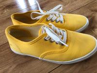 Tom Tailor Stoff Sneaker Schuhe gelb Gr. 37 Hessen - Mücke Vorschau