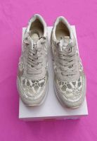 Wunderschöne Spitzen Sneaker beige/gold/creme Gr 39 NEU mit OVP Nordrhein-Westfalen - Nordkirchen Vorschau