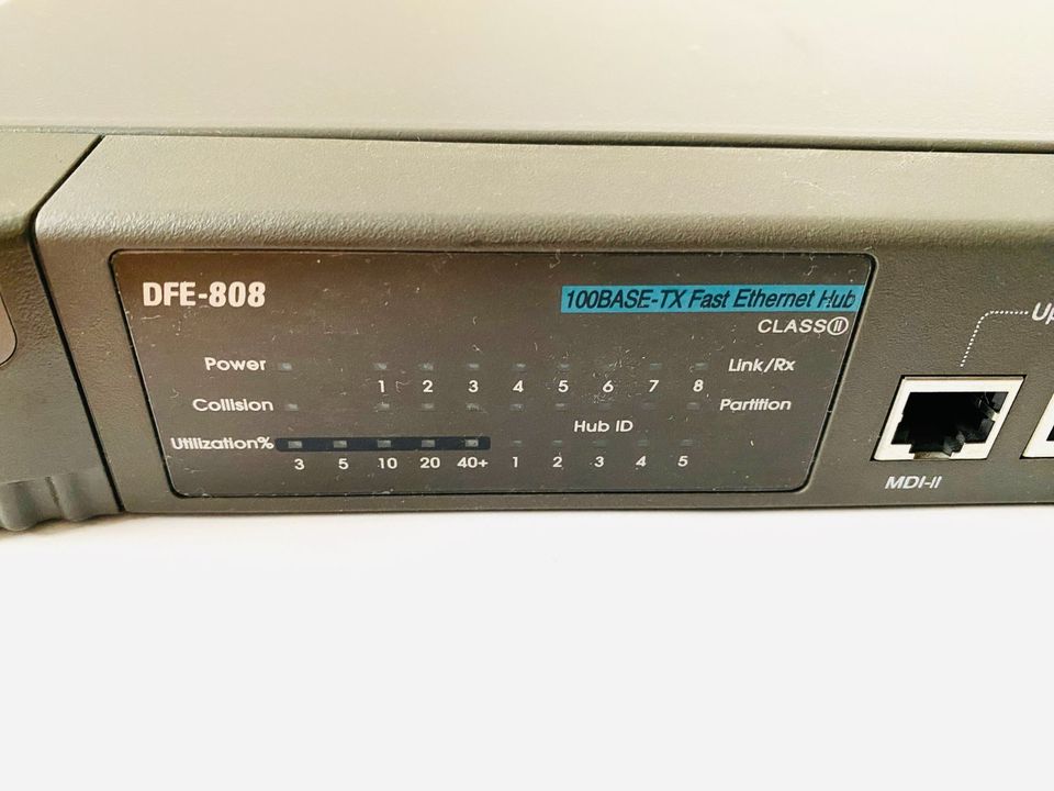 D-Link DFE-808, 8-Port Layer Switch, 100Base-TX Fast Ethernet Hub in Stahnsdorf