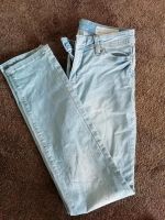 *top* Jeans Esprit straight W26/L30 Mecklenburg-Vorpommern - Altenkirchen Vorschau