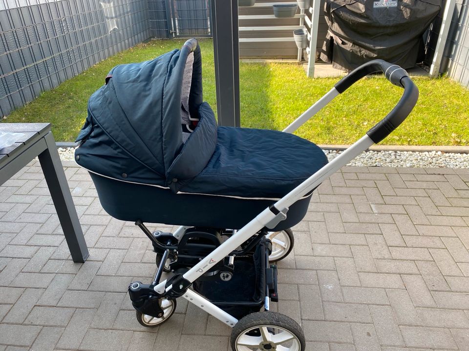 Hartan VIP Kombi Kinderwagen mit Römer Adapter in Hamburg