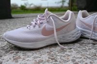 Nike running Damen Laufschuhe Sneakers Gr. 39 Bayern - Neubeuern Vorschau