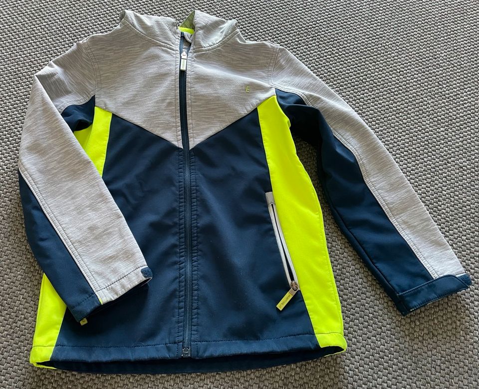 Softshelljacke Gr 140 für Jungen in Soltau