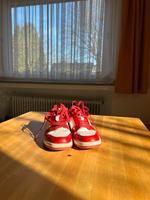 Sneaker, Schuhe, low, weiß rot Nordrhein-Westfalen - Iserlohn Vorschau