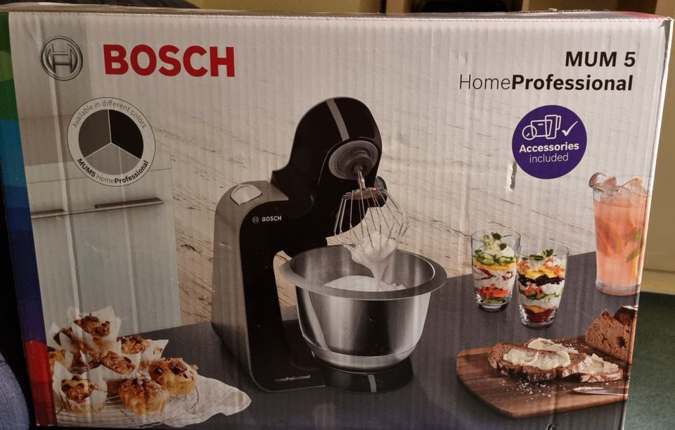 Küchenmaschine Bosch MUM 5 Home Professional  MUM59M55 neuwertig in Scharbeutz