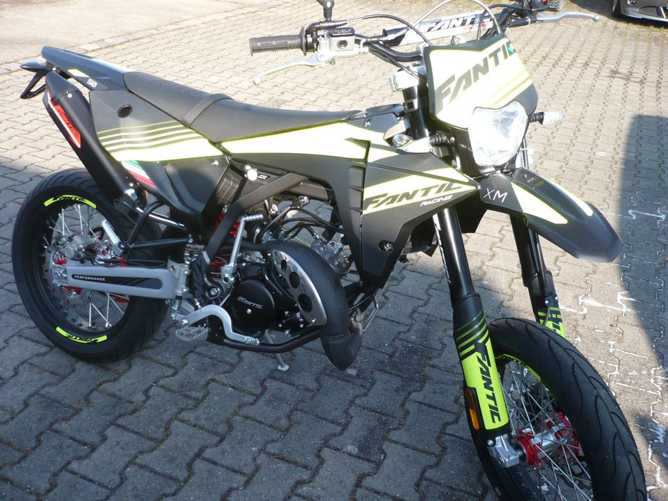 Fantic XM 50 Performance Supermoto no Beta Sherco in Friedberg