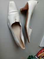 Tamaris Pumps Gr 41 ivory cremeweiss Hochzeitsschuhe Brandenburg - Hohen Neuendorf Vorschau