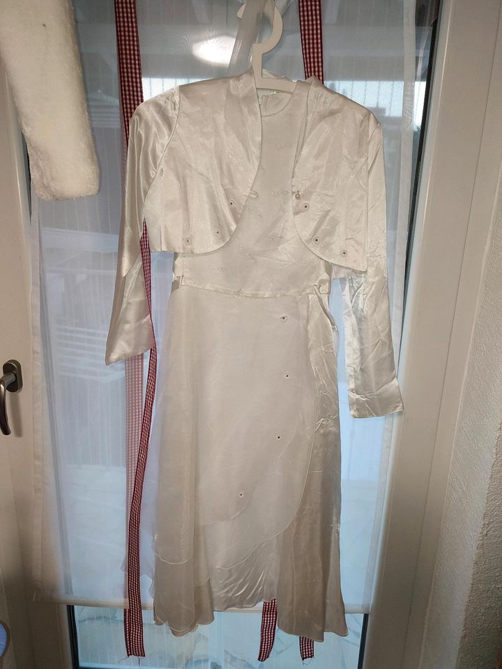 Kommunionkleid Größe 146 in Senden