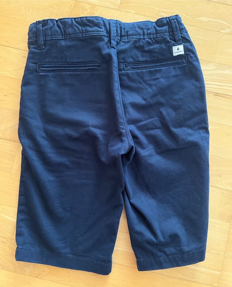 Jack and Jones Shorts Kind Gr.140 wie neu in Buch a. Erlbach