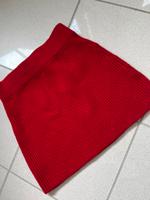 Strickrock in knallrot von Zara - Größe S / 36 Bayern - Schwandorf Vorschau