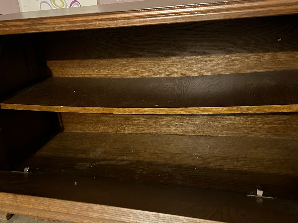 Vintage Holzschrank zu verkaufen in Wrestedt