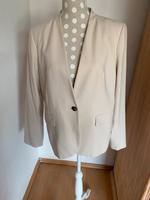DKNY Damen Blazer aus USA Beige Größe 42/44 Farbe Beige Schleswig-Holstein - Neumünster Vorschau