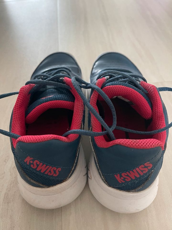 Tennisschuhe Kinder K-Swiss Tennis Gr. 34 in Gelnhausen