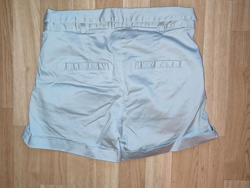 Vero Moda, Shorts, Hotpants, Größe 34, Beige, in Berlin