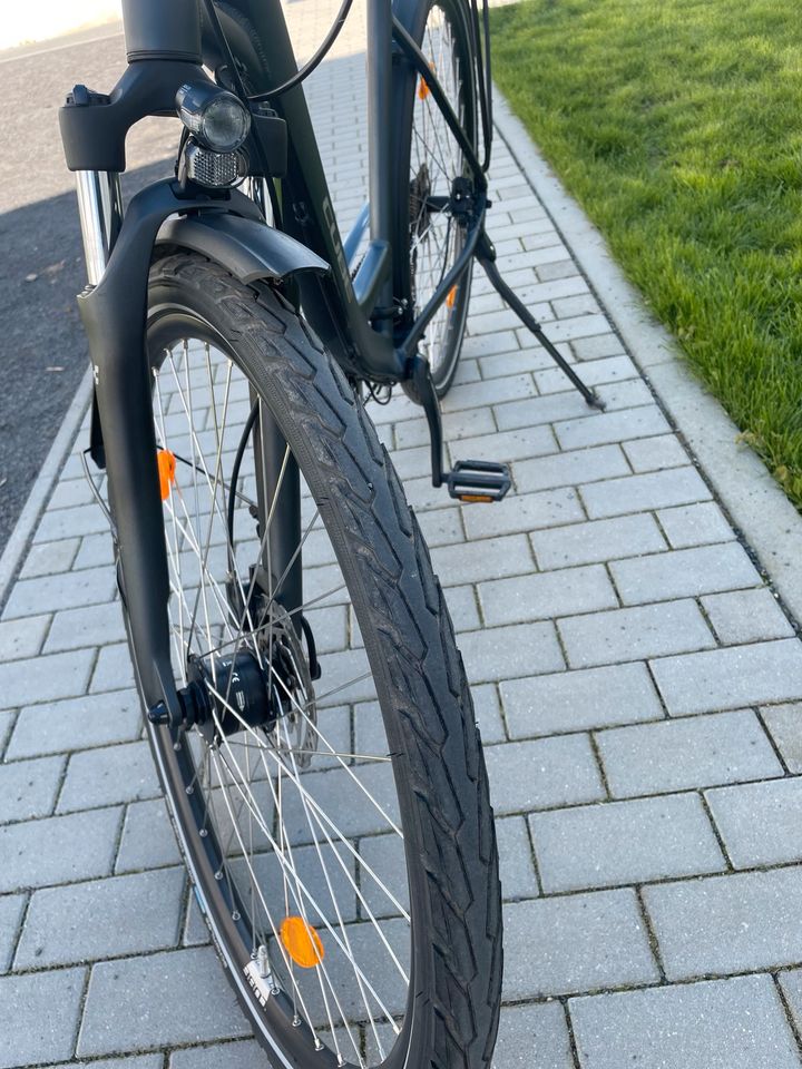 Fahrrad Cube Touring EXC Deore Komponenten mit Rechnung in Leipzig