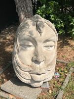 Statue Gesicht Beton Berlin - Neukölln Vorschau
