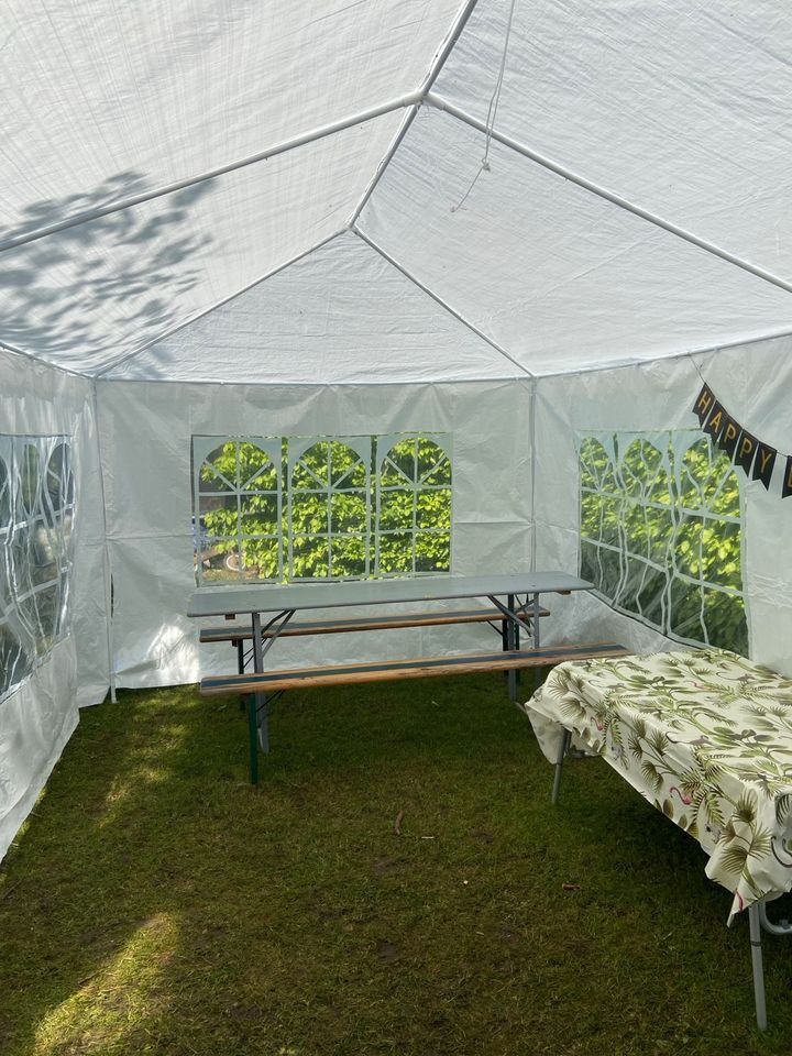 Partyzelt Gartenzelt Festzelt wasserdicht 600x300cm zu vermieten! in Centrum