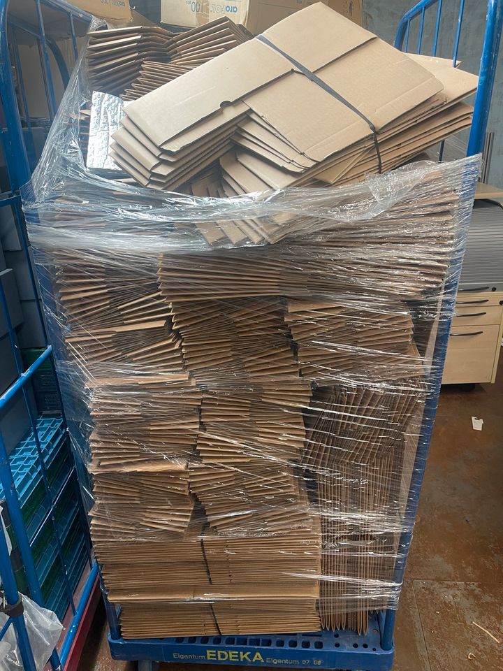 Auflösung Verpackungsmaterial Karton Verpackung in Ostfildern