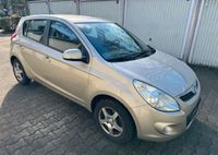 Hyundai i20 1.4 CRDI Klima Alu MultiLenkrad TÜV NEU Nordrhein-Westfalen - Geilenkirchen Vorschau