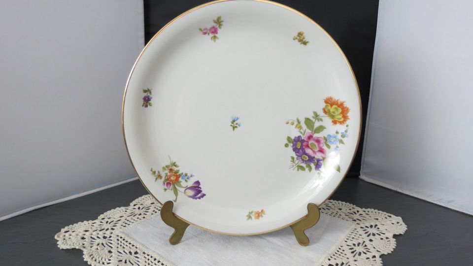 Rosenthal Teller Blumen 28 cm Goldrand in Bielefeld