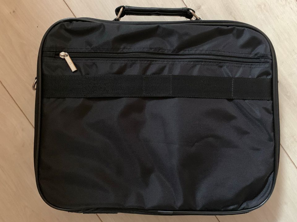 Laptoptasche in Scharbeutz