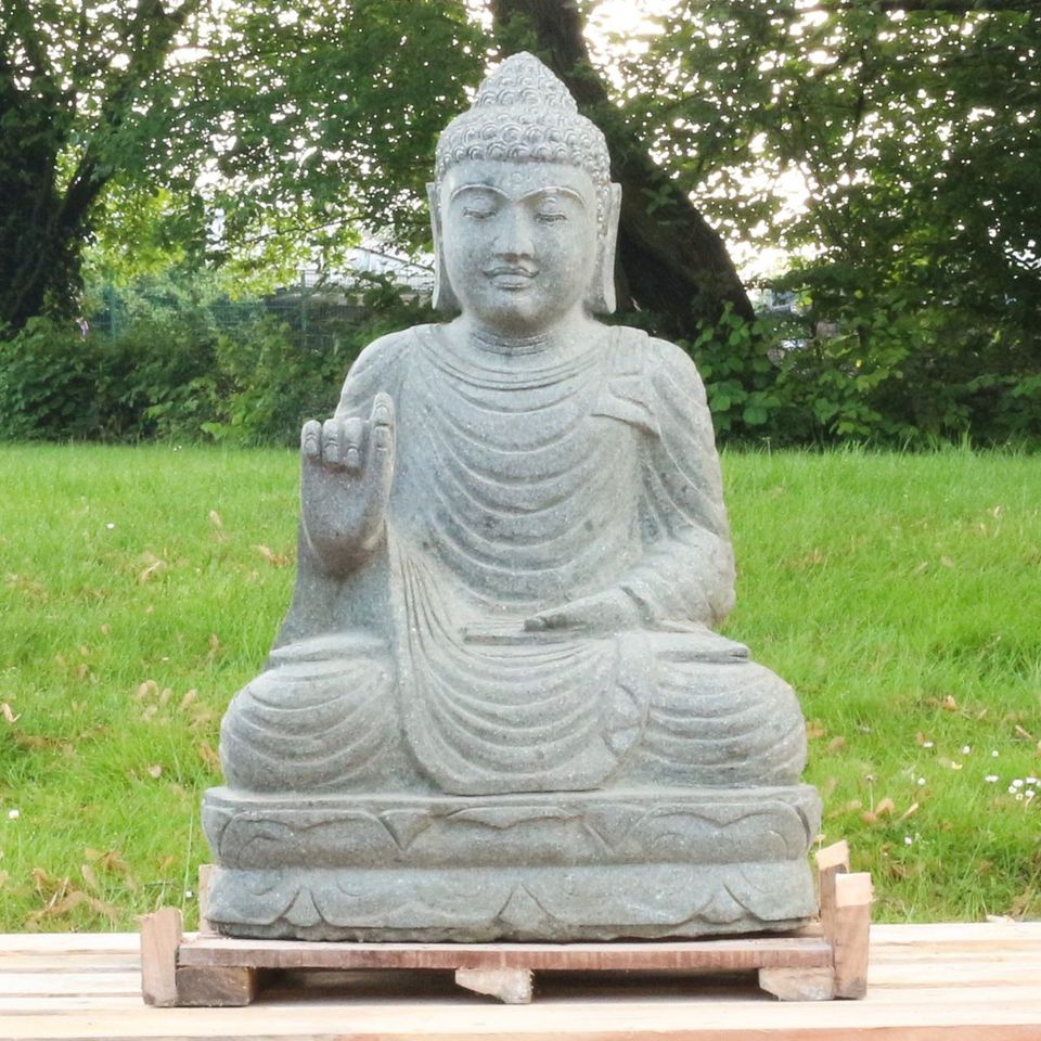 Buddha Figur sitzend Steinfigur Greenstone Massiv Abaya 75 cm in Bochum