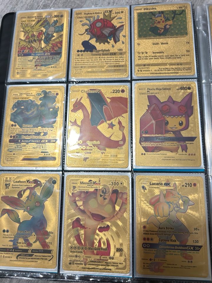 43 Pokémon Karten in Gold je Pokémon Karte 2€ in Berlin