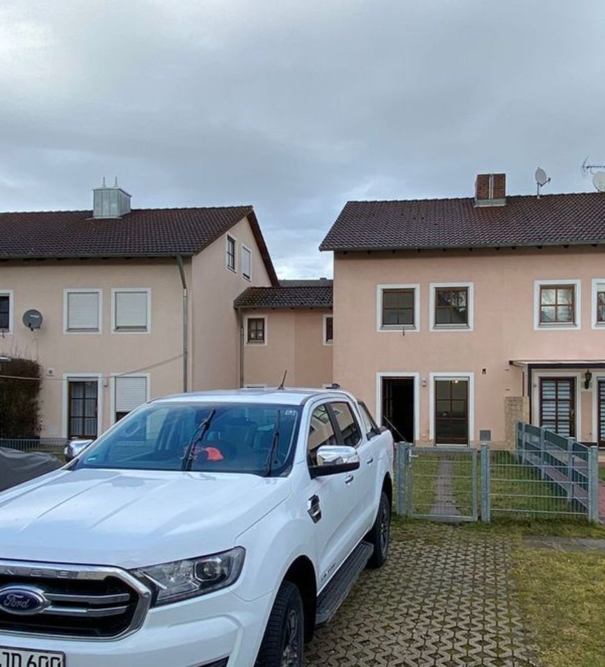 Miethaus, Mietwohnung, Doppelhaushälfte zur Vermietung in Parsberg