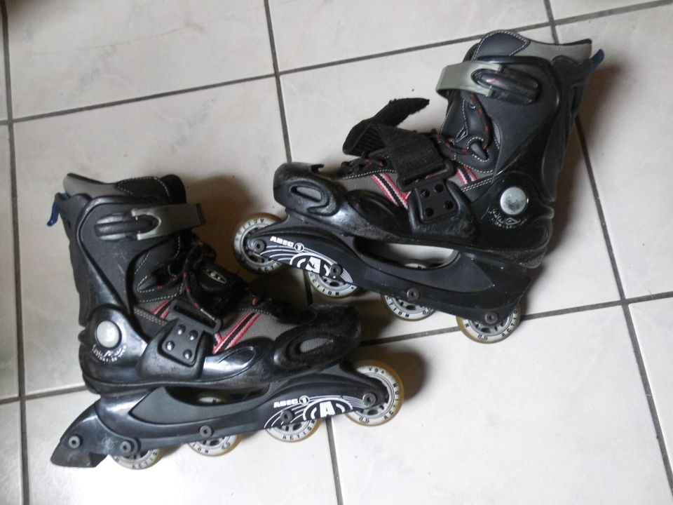 Inliner Inline-Skates Gr.37 Marke Action ABEC 1 / und Handschoner in Dortmund