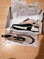 Neue Rieker Sneakerschuhe, Größe 42 Nordrhein-Westfalen - Hamm Vorschau