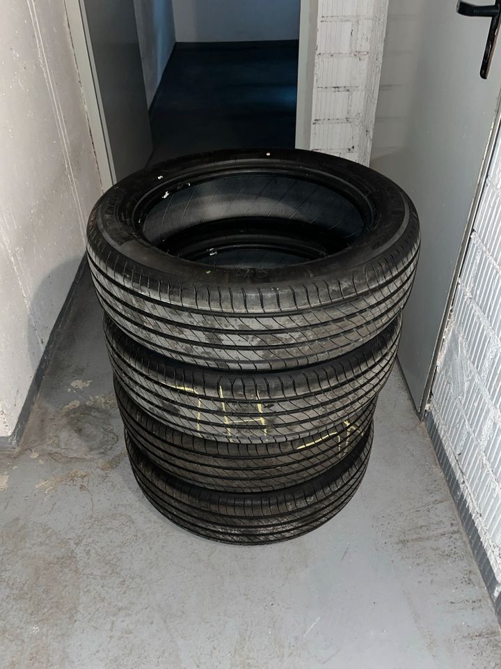 Neue Sommerreifen Michelin e. PRIMACY 195 / 60 R18 ( 4 Reifen) in Leonberg