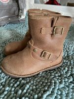 UGG Boots Stiefel Übergang Gr.25 Stiefelette Schuhe Nordrhein-Westfalen - Gevelsberg Vorschau