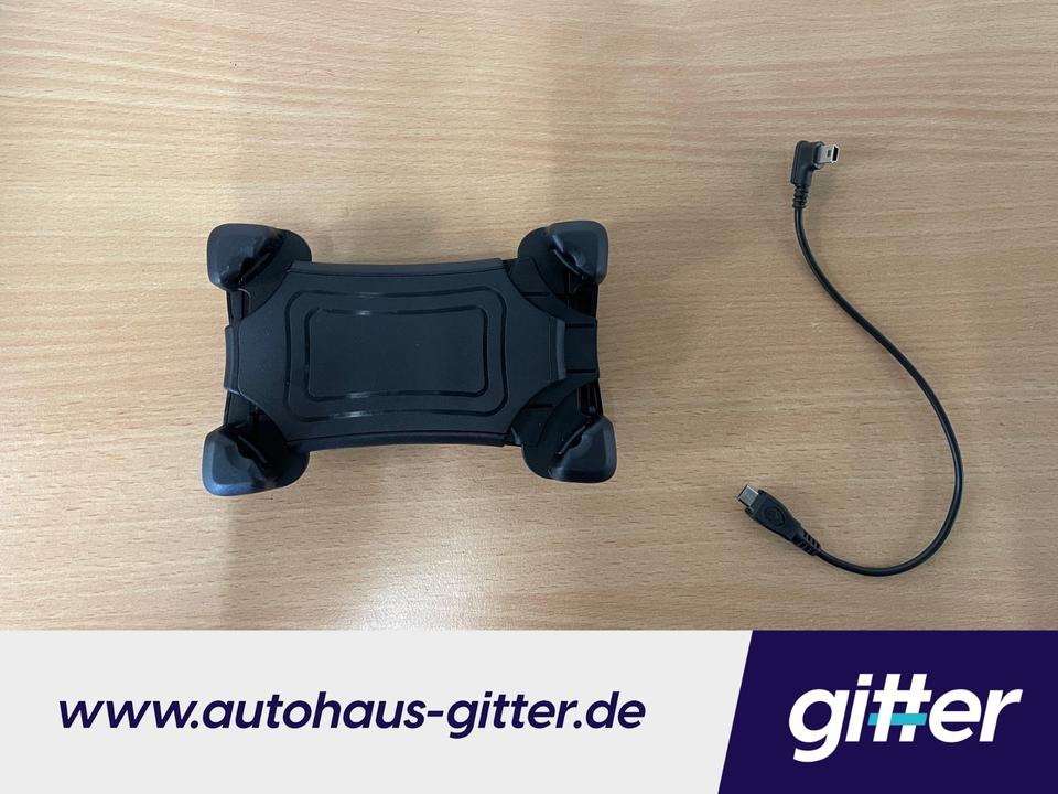 Universeller Handyadapter, inkl. Micro-USB Ladekabel 3C0051435CB in Erfurt