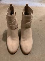 Cox Stiefeletten aus Leder mit Absatz / Hellgrau Hamburg-Nord - Hamburg Barmbek Vorschau