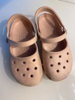 Crocs Sandale zart rosa 10 11 30 Hessen - Friedrichsdorf Vorschau