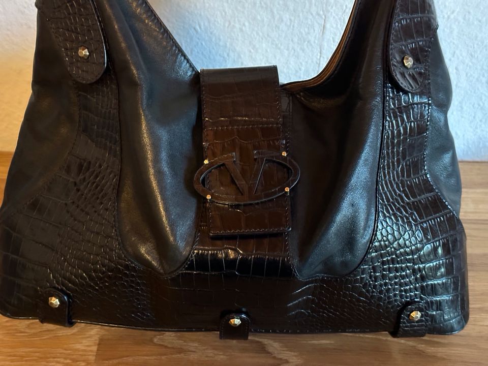 Valentino Garavani Tasche Leder Y2K Vintage Edel und schön in Dortmund