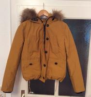 Daunenjacke von Woolrich, senfgelb, Gr M Berlin - Lichtenberg Vorschau