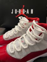 Nike Jordan 11 Cherry Weiß Rot 41 Neu Original Niedersachsen - Seevetal Vorschau