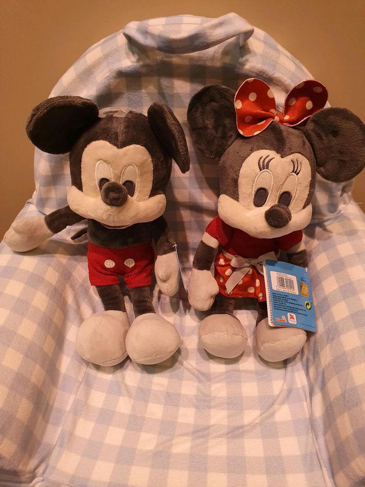 Disney Mickey Maus Minnie Maus Kuscheltiere in Singen