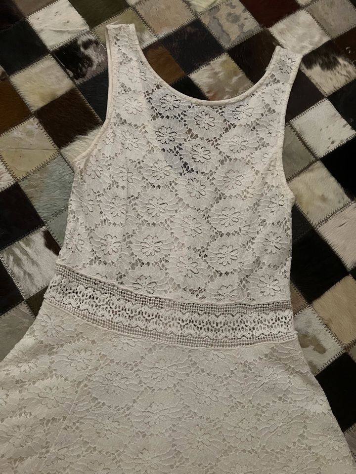 Sommer-Kleid Tally Weijl Creme-weiß Spitze Größe 36 in Baden-Württemberg -  Waldkirch | eBay Kleinanzeigen ist jetzt Kleinanzeigen