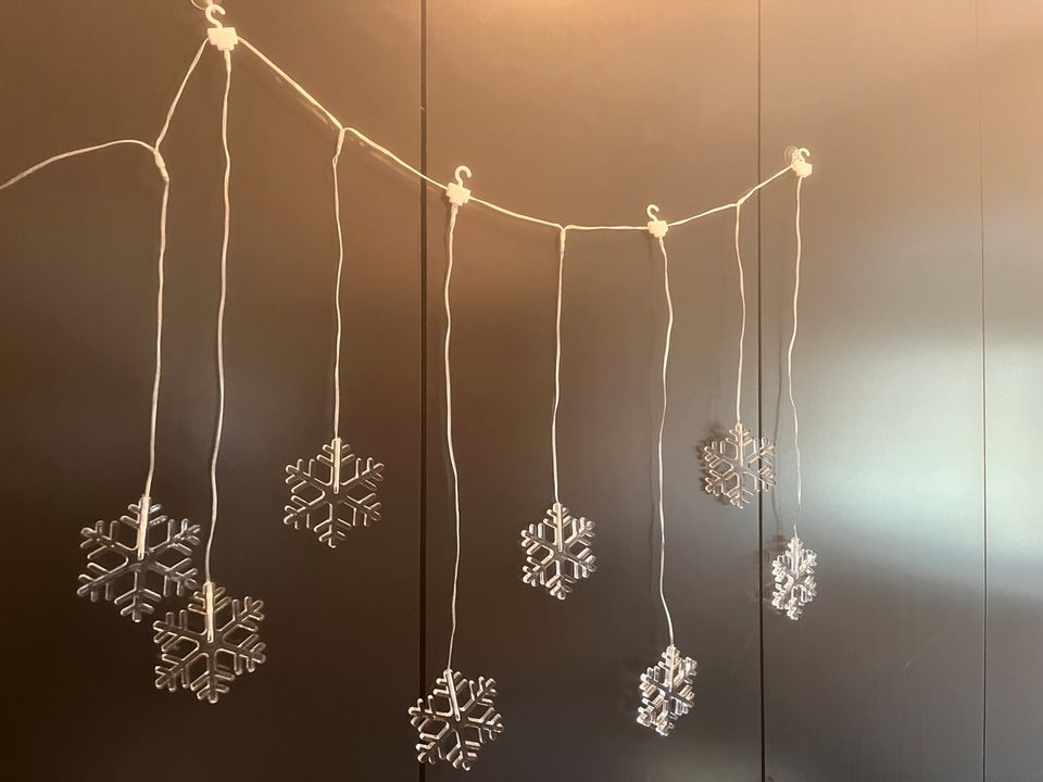 Lichterkette Vorhang Acryl LED 8 Schneeflocken in Rheinland-Pfalz -  Bergweiler | eBay Kleinanzeigen ist jetzt Kleinanzeigen