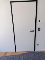 Stahlzarge mit weiß lackierter Tür Baden-Württemberg - Hochdorf (Riß) Vorschau