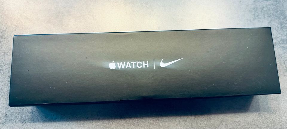 Apple Watch Nike S5 44mm in Wiesmoor